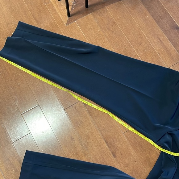 NWT Dress pants / slacks - navy size 16 petite, with tummy control - Picture 9 of 10